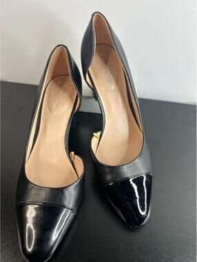 Bandolino Black Cap Toe pumps Women's Size 7.5 Pointed Toe 2.5" Block Heel EUC